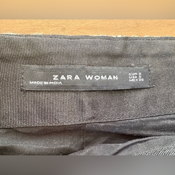 Zara Embroidered Mini Skirt, Size Small - Picture 2 of 5